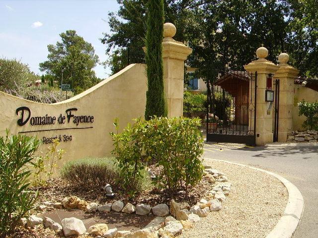 Provencal House In Fayence With Pool & Indoor Spa Oda fotoğraf